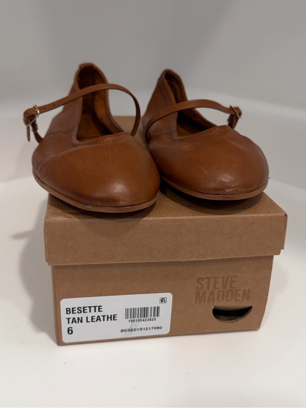 Steve Madden BESETTE TAN LEATHER Flats NWB Size 6